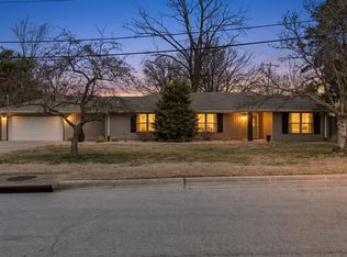 1369 E Price St, Springfield, MO 65804