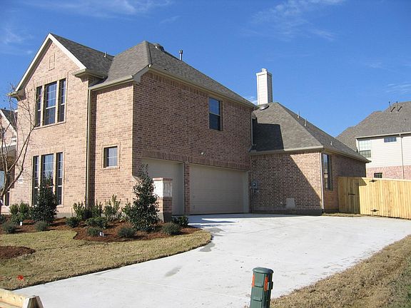 2nd image of 1512 Odell Dr