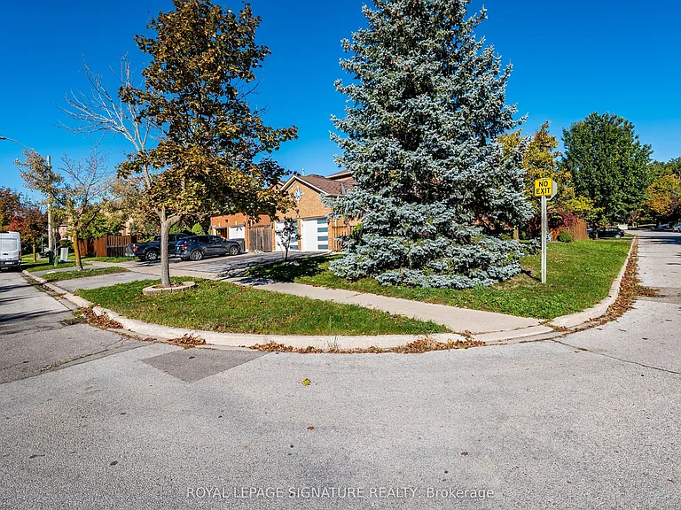 5571 Spangler Dr — Photo 50