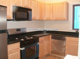 12 Pompeii St #2, Boston, MA 02119