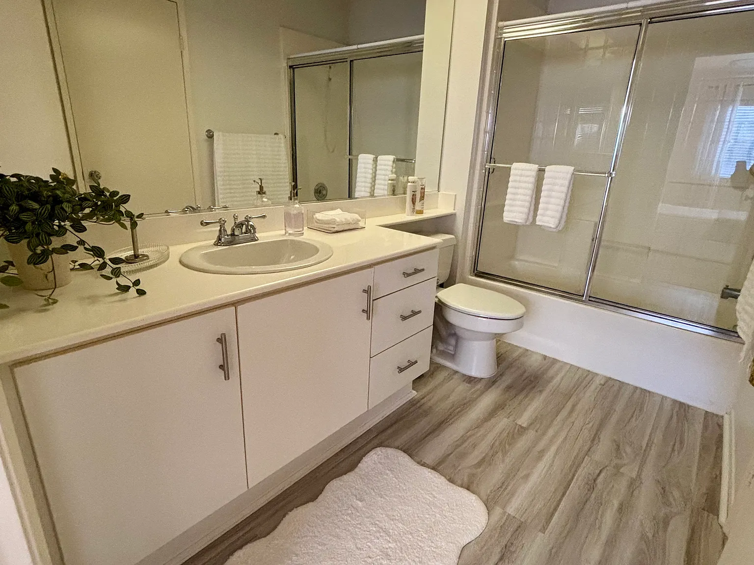 2 bed, 1086 sqft, $1,500 — Photo 2