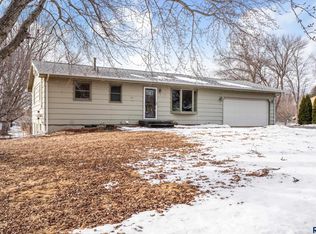 217 S 6th Ave, Brandon, SD 57005