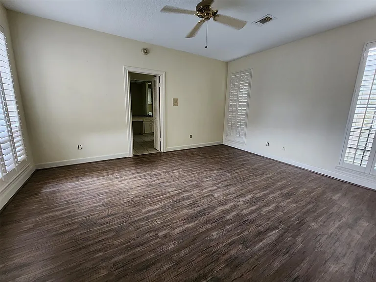 6105 Inwood Dr #D — Photo 7