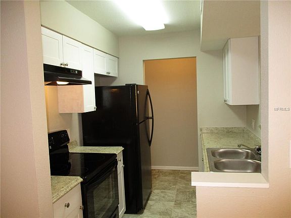 3rd image of 2929 Winkler Ave APT 1001