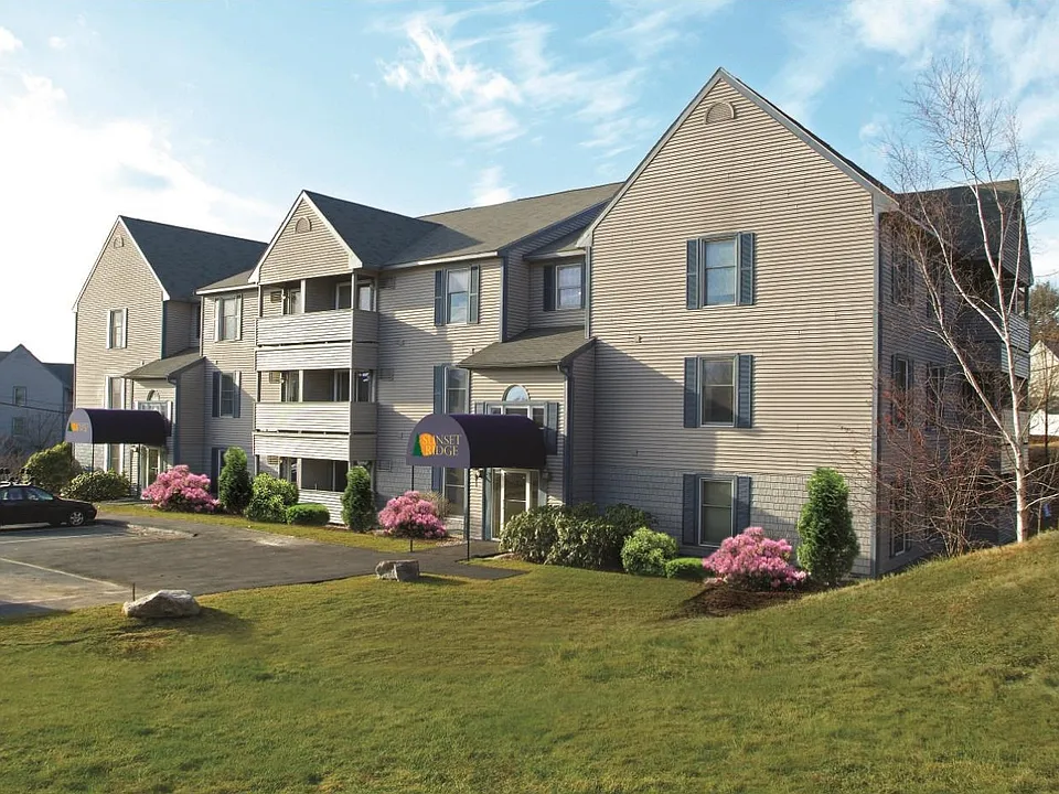 147 Eastern Ave #104