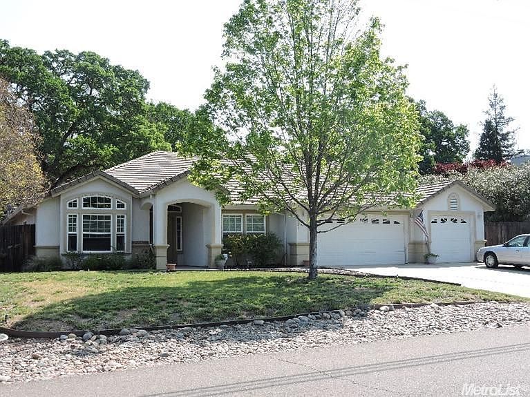 1st image of 3921 Fairway Dr