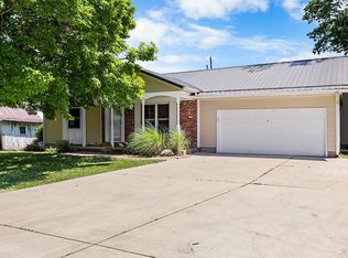 215 W South St, Rossville, IN 46065