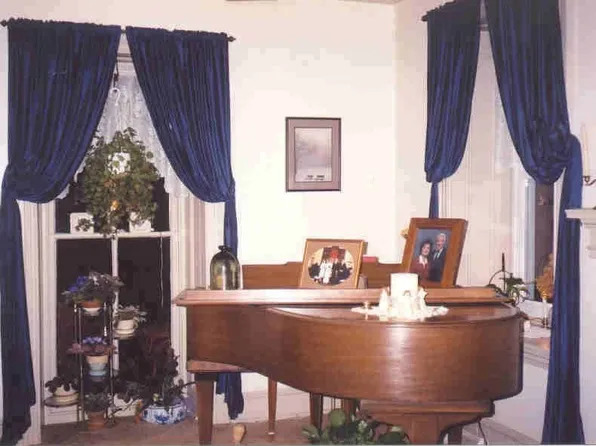 425 Mennonite Rd, Collegeville, PA 19426