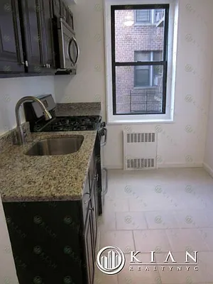 Rented by Kian Realty | media 9
