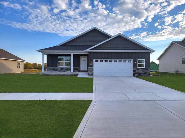 4851 Richard Dr, Lowell, IN 46356