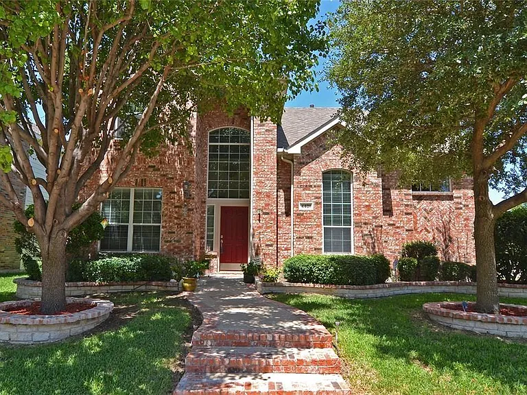 4401 Caledonia Creek Ln — Photo 9