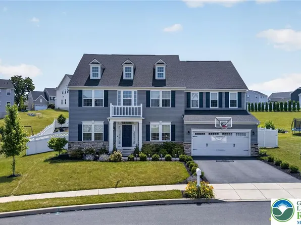 3952 Orth St, Bethlehem, PA 18020