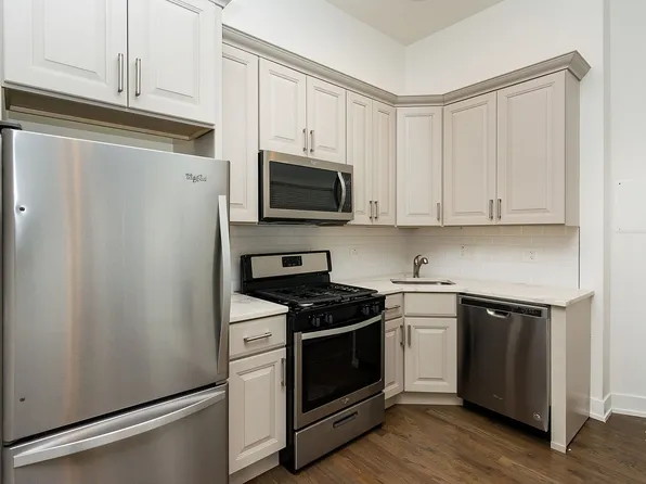 449 N Carpenter St Frnt 3F, Chicago, IL 60642