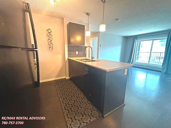 4th image of 340 Windermere Rd NW #209