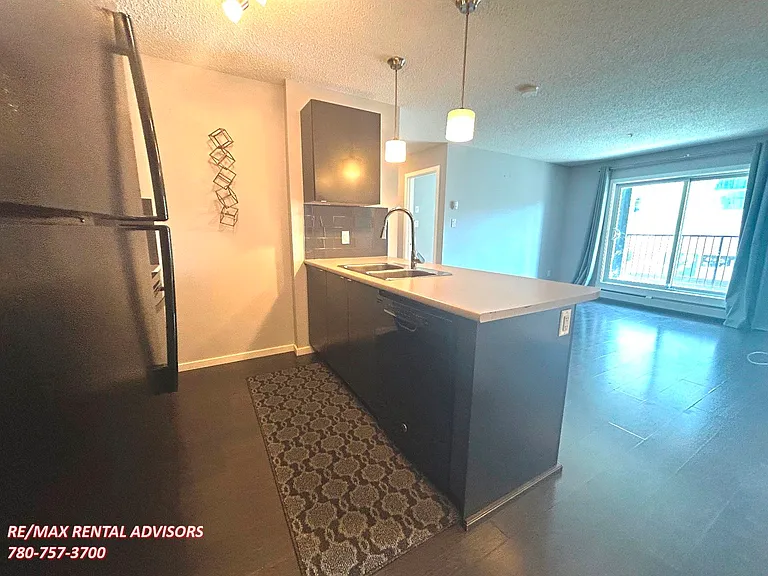 340 Windermere Rd NW #209 — Photo 4