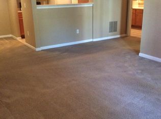 7953 N Flintlock Rd, Kansas City, MO 64158