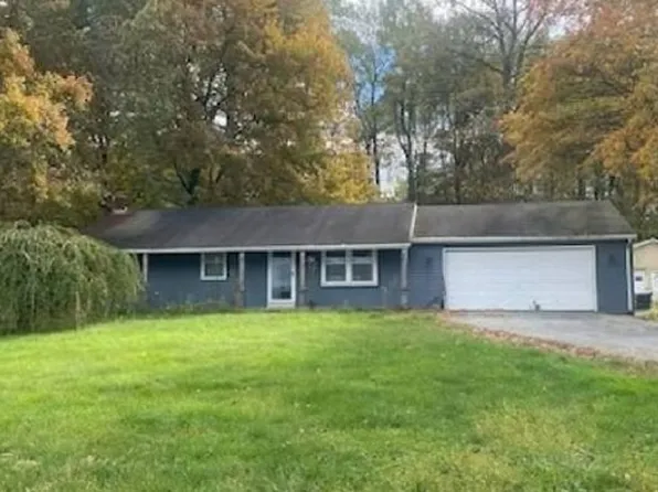 1776 Turnpike Rd, Elizabethtown, PA 17022