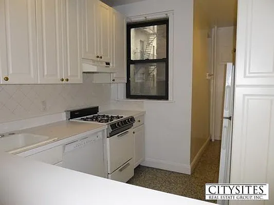 Rented by CitySites Real Estate Group | media 22