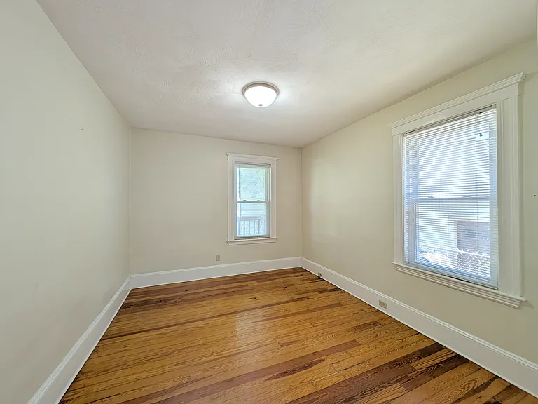 79 Conwell Ave — Photo 9