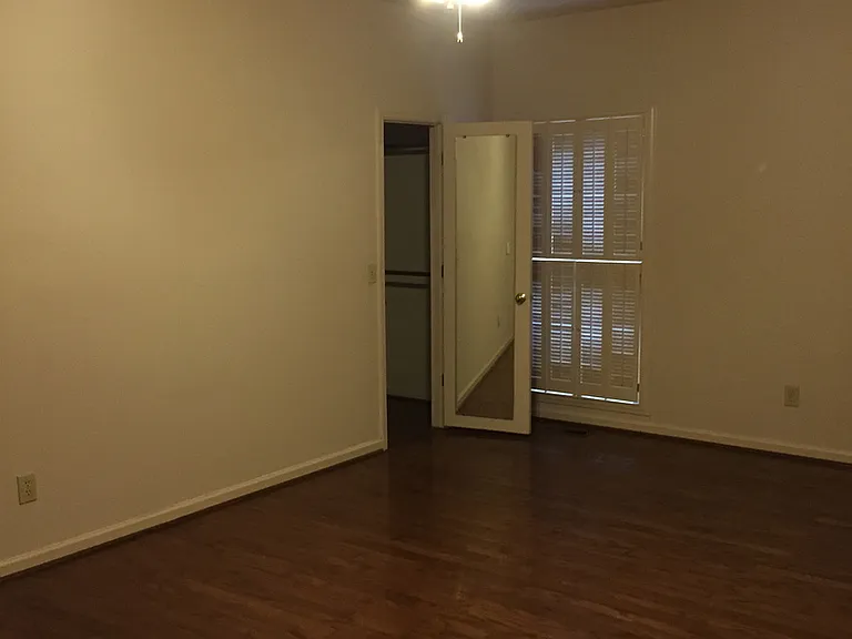 1180 E University Dr — Photo 6