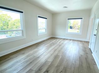3008 Lakeshore Ave #5, Oakland, CA 94610
