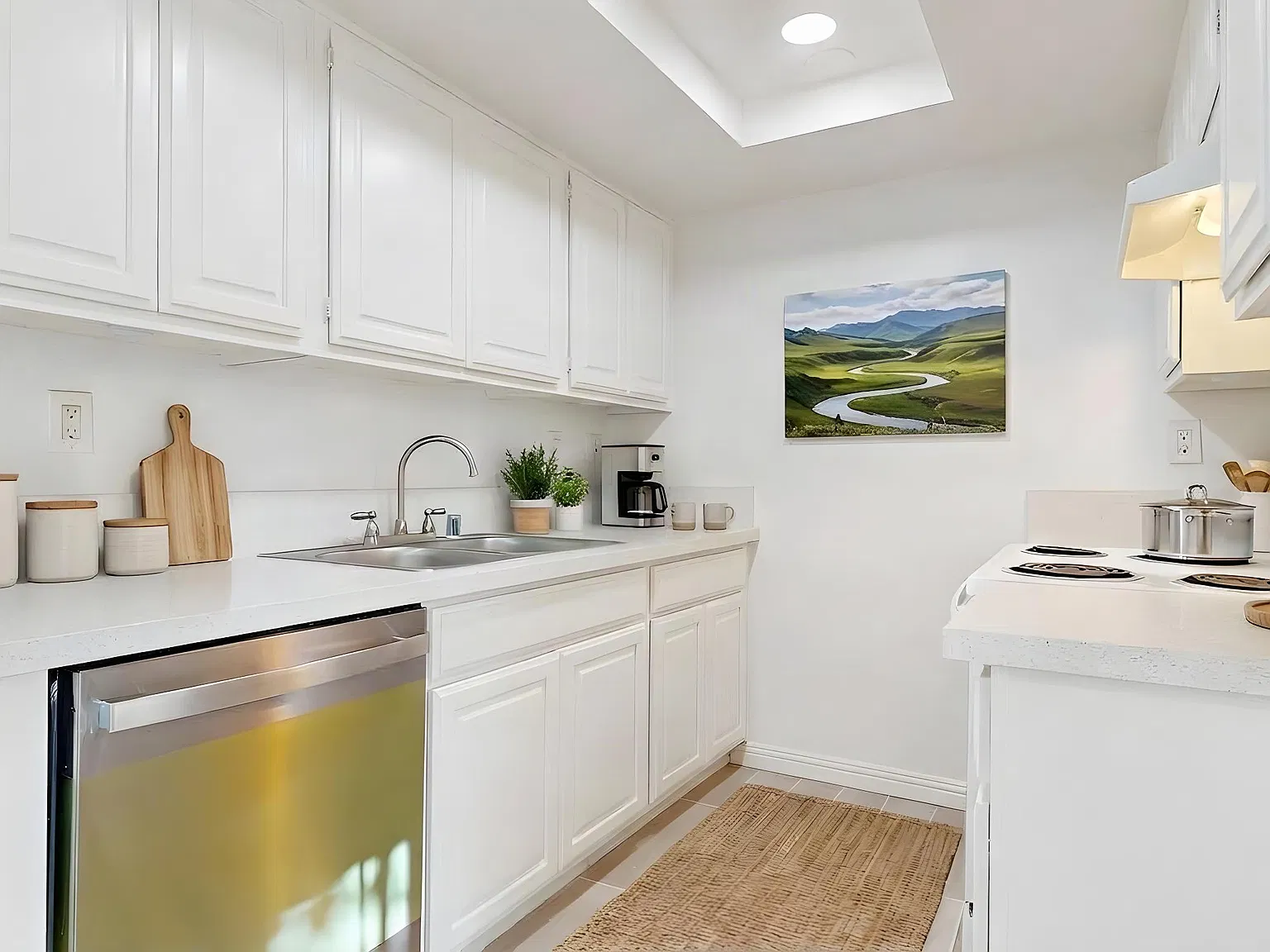2 bed, 800 sqft, $2,295 — Photo 2