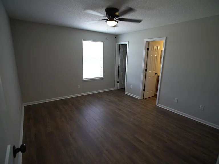 598 Scrub Jay Dr — Photo 10