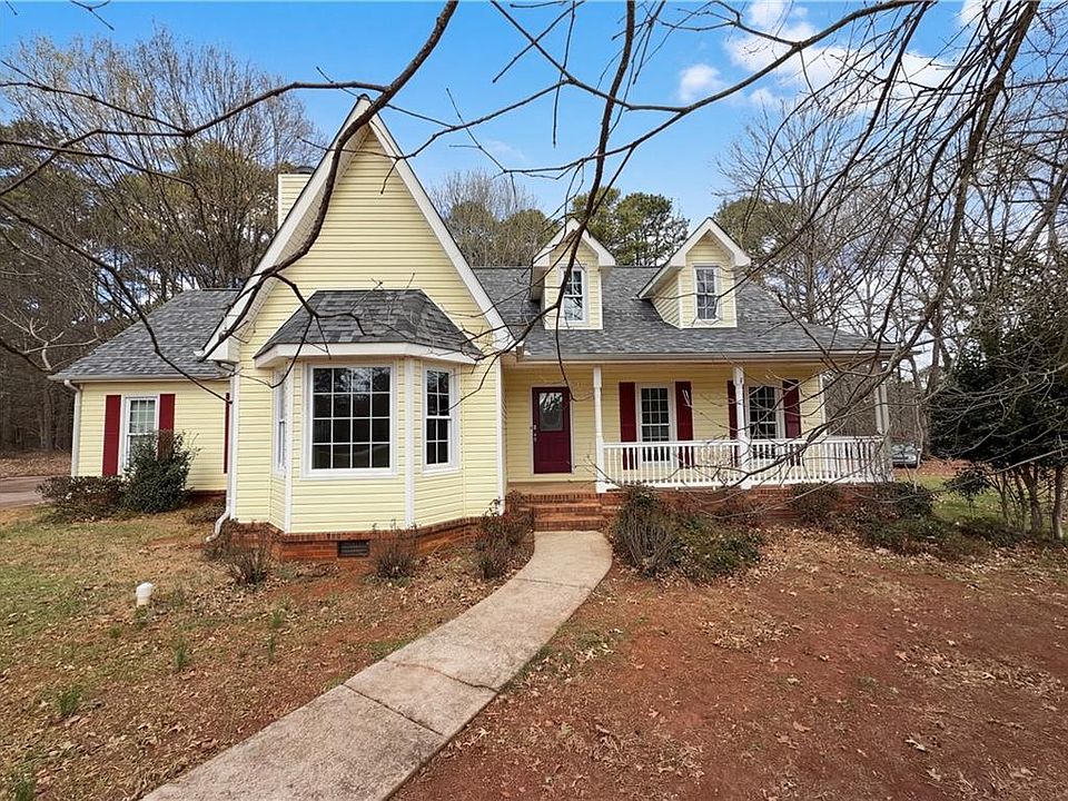 1st image of 135 Forest Lake Way
