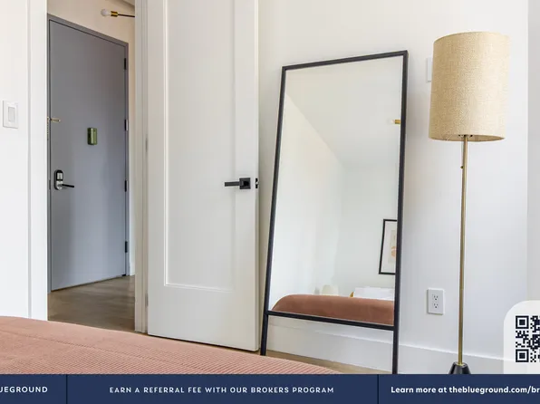 161 West 54th Street image 9 of 19