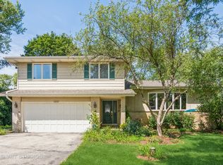 38W566 Arrowmaker Pass, Elgin, IL 60124