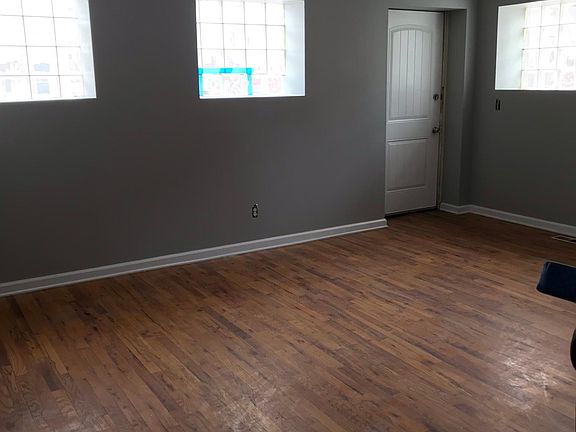 2nd image of 3658 S Wood St #1F