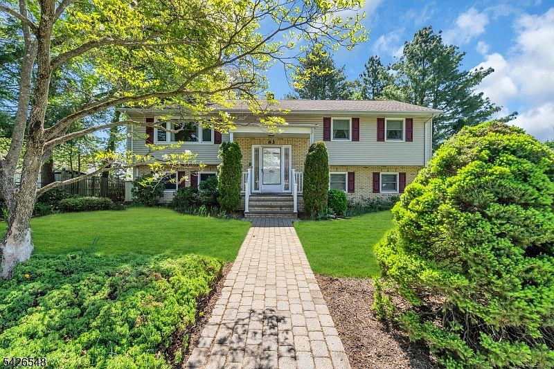 1st image of 63 Ronald Terrace