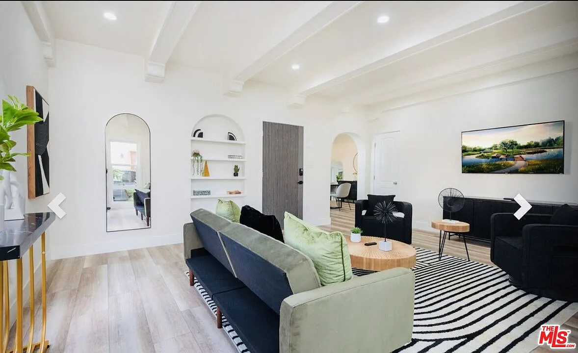 3 bed, 3.0 bath, $4,500 — Photo 3