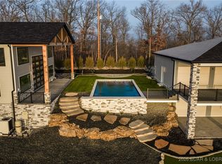 1356 Duckhead Rd, Lake Ozark, MO 65049