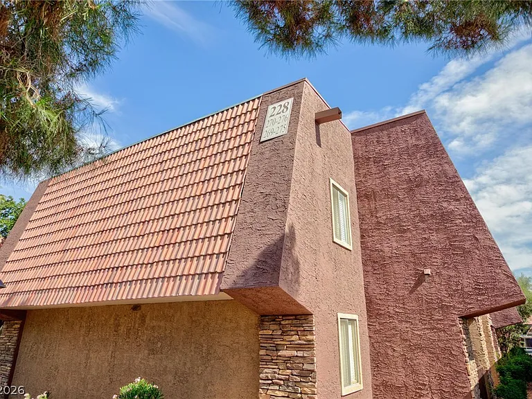 5240 Indian River Dr #272 — Photo 35