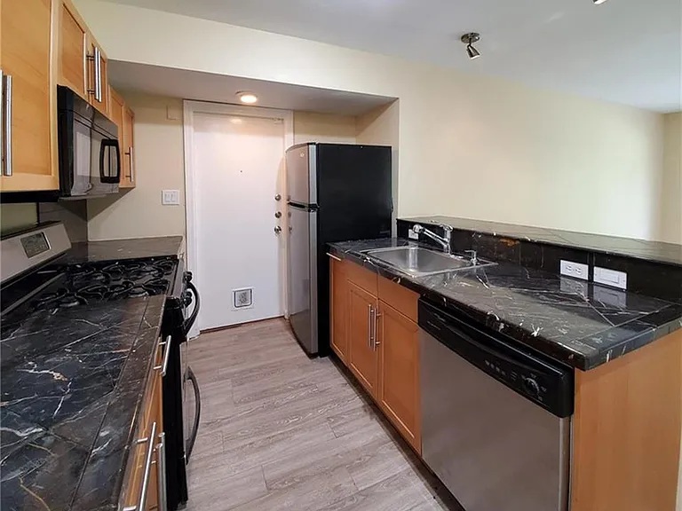 6805 Deborah Dr — Photo 6