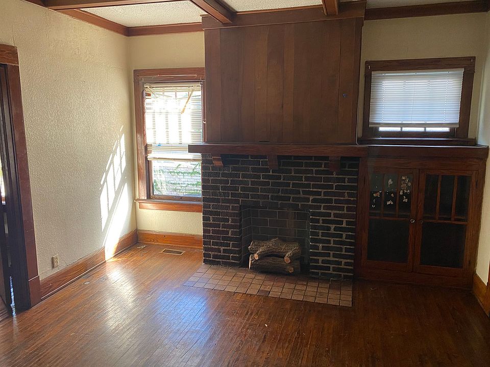1st image of 2307 Waterworks Dr