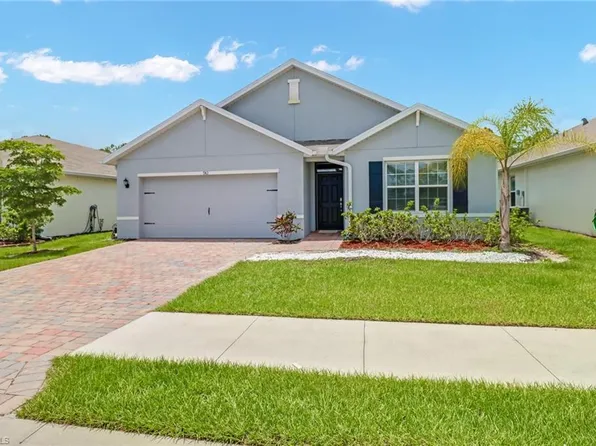 742 HADLEY PL W, NAPLES, FL 34104