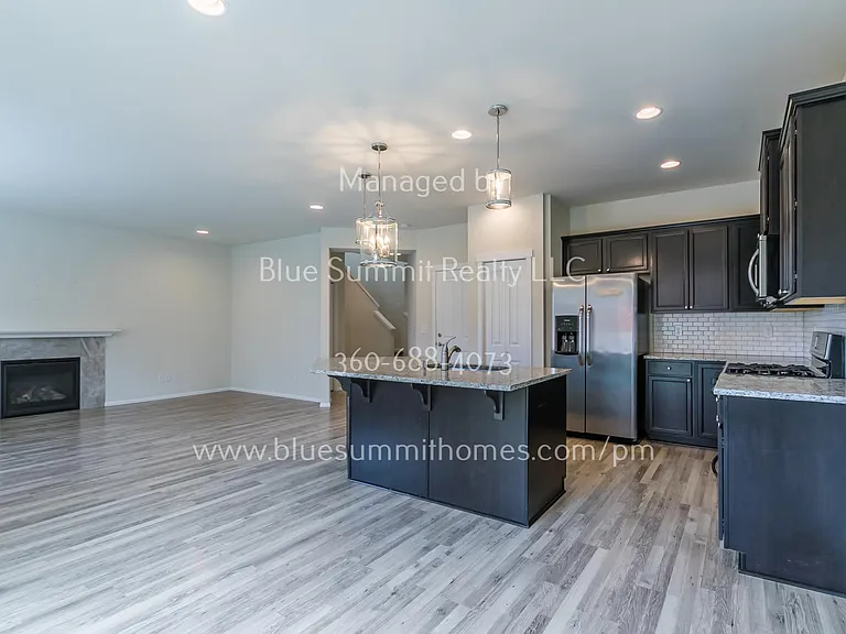 6615 Svea Ct NE — Photo 7