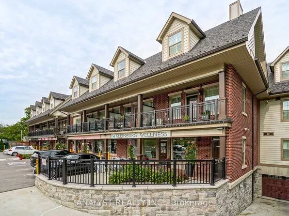 10425 Islington Ave #218, Vaughan, ON L0J 1C0