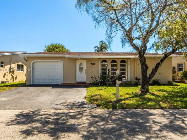 4900 NW 13th Ter, Pompano Beach, FL 33064