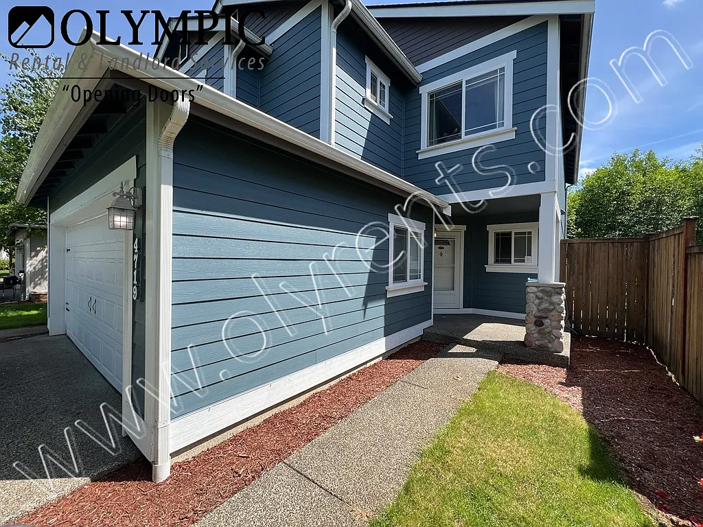 Building Photo - 4719 Breccea Ln SE