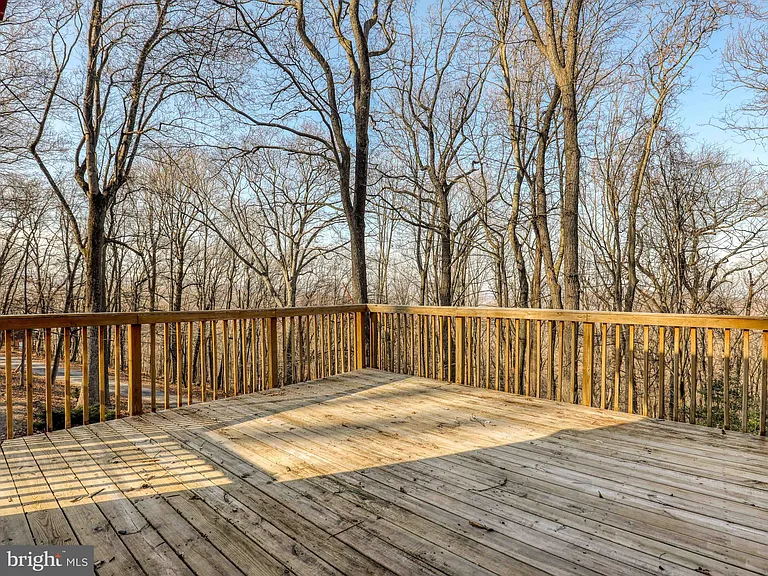 214 Bridle Path Rd — Photo 33