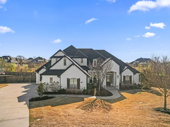 400 Argyll Ct, Cave Springs, AR 72718