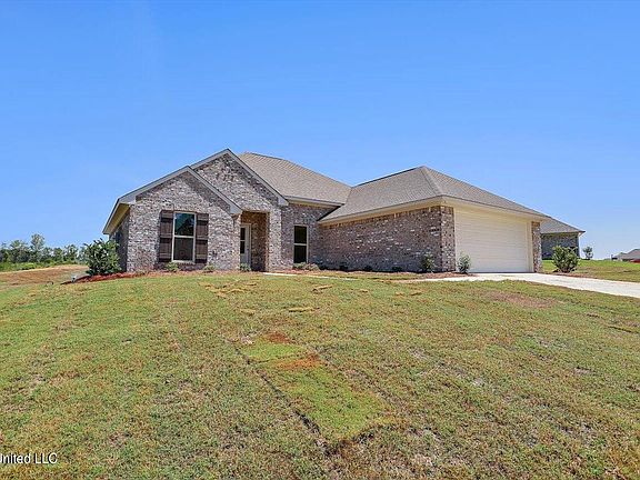 4th image of 640 Westfield Dr