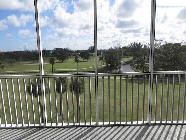 1st image of 3000 N Palm Aire Dr APT 506