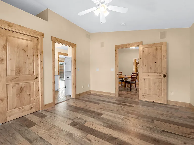 15632 Ray Dr — Photo 27