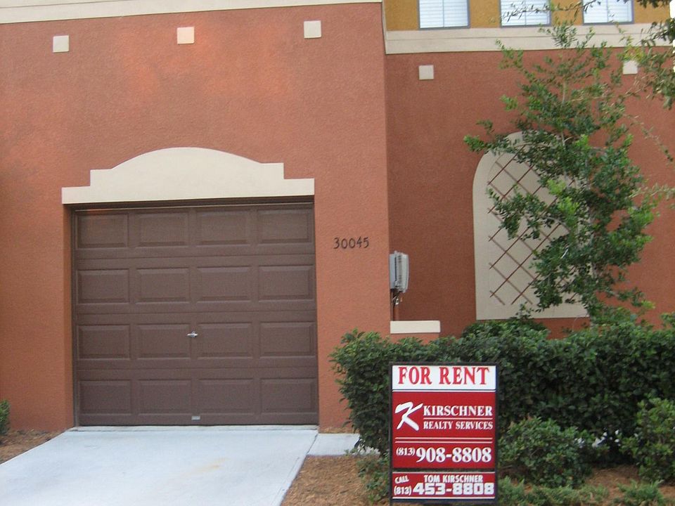 1st image of 30045 Mossbank Dr