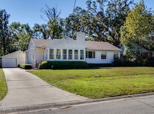 1424 Pinetree Rd, Jacksonville, FL 32207