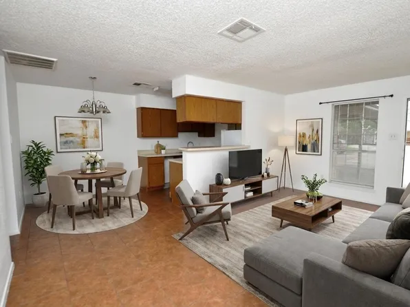 5511 Cripple Brook Ct, Houston, TX 77017